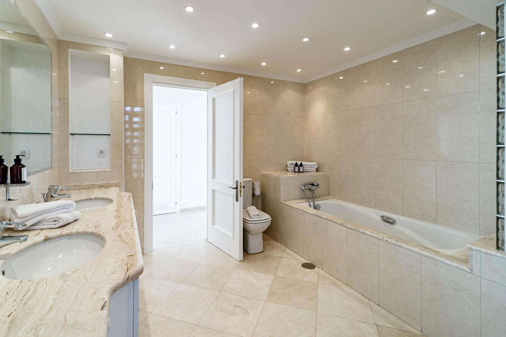 Jdg7-stunning 100 Meters From * Marbella