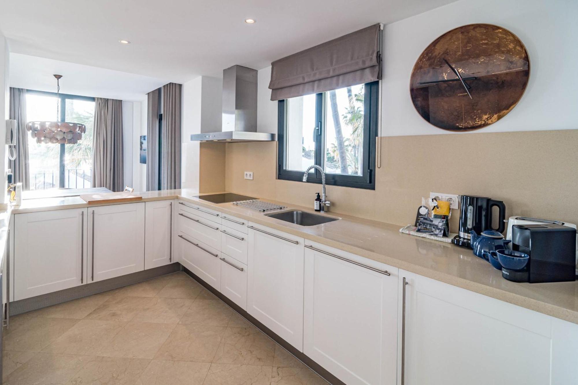 Apartment Jdg7-stunning 100 Meters From Marbella