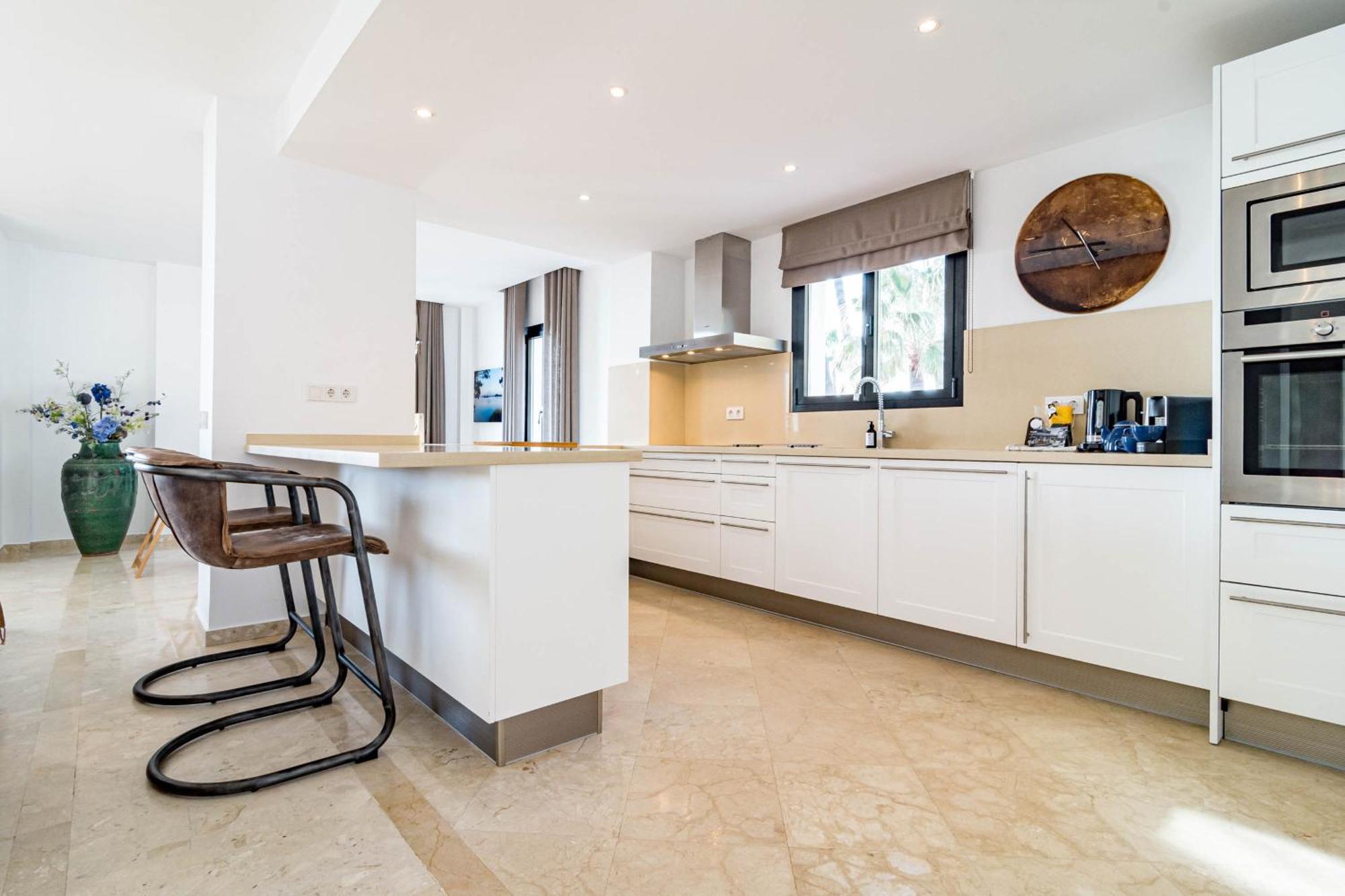 Apartment Jdg7-stunning 100 Meters From Marbella